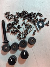 Behringer KM750 piedi