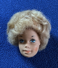 Mattel Barbie Malibu testina con parrucca biondo cenere