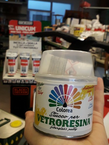 Stucco vetroresina 150 per - 150, ml