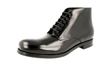 Scarpe stivaletti Prada in