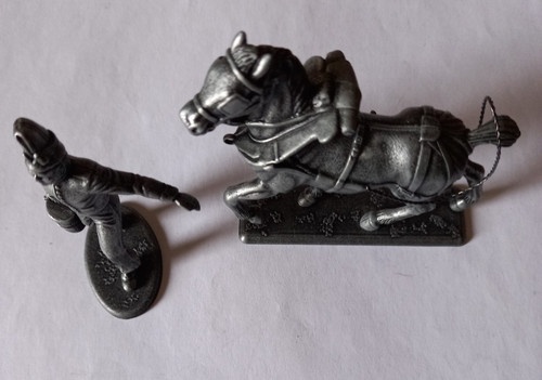Cavaliere cavallo grande - e,