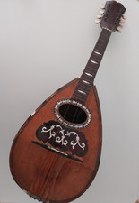 Mandoline ancienne Stridente