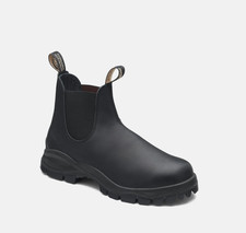 2240 BLACK LEATHER BLUNDSTONE.