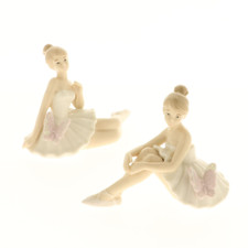 BOMBONIERA BALLERINA FATA SEDUTA FARFALLA IN PORCELLANA BATTESIMO COMUNIONE 