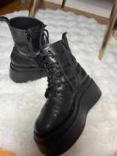 scarpe nere platform  38 pelle Vera vitello, ottime condizioni. 37 ma copre 38