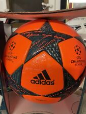 Adidas Matchball, Champions