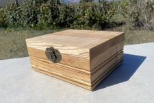 Scatola in legno di Frassino , bauletto, cofanetto artigianale ,29x24x13