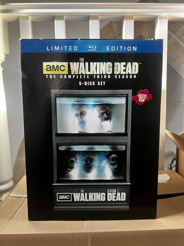 The walking dead - walking, season