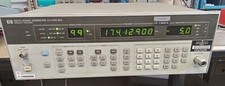 HP8657A  Synthesized Signal Generator, 100 kHz to 1040MHz  AM & FM  HP-IB  U.S.A