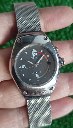 Bellissimo raro orologio - bellissimo,
