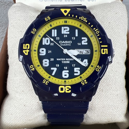Casio men wrist watch - men's,