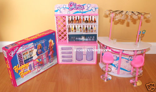 Gloria mobili happy hour drink - gloria,