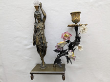 Antico candelabro da fanciulla