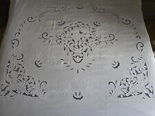 Maestoso copriletto puro lino Bellora ricamo intaglio a mano