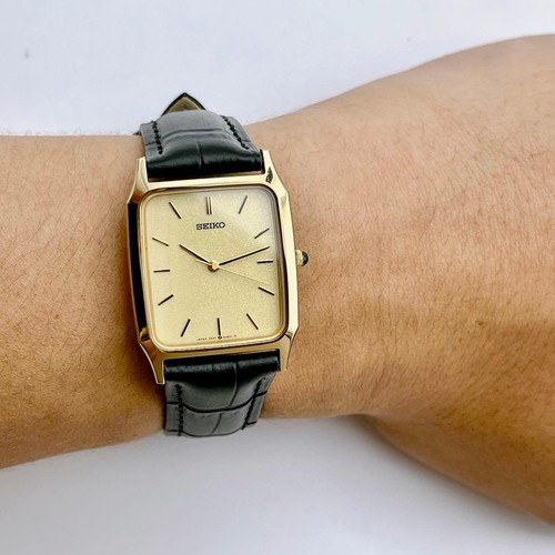 Serbatoio quadrato seiko - quadrato,