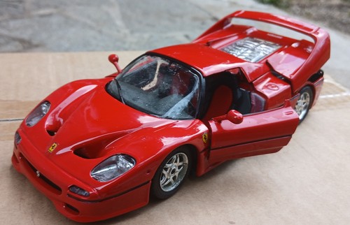 Die cast ferrari - cast,