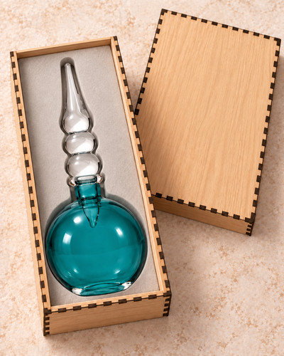 Piccolo flacone profumo - , in