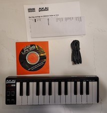 Akai Professional LPK25 MK2