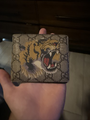 Gucci wallet