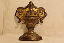 Antico portapalme in ottone