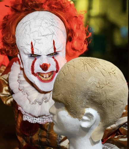 Alien clown head pennywise - clown, head/it/pennywise