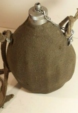 BORRACCIA MILITARE D'EPOCA-USATA-ALLUMINIO FODERATO CON PANNO VERDEMILITARE