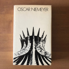 Monografia - OSCAR NIEMEYER - Mondadori