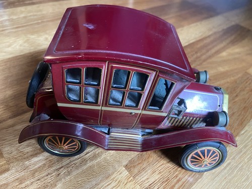 Automobile giocattolo