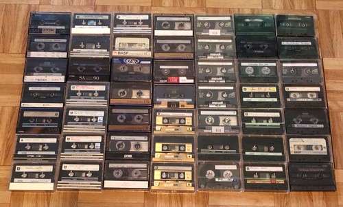 Cassettes lot sold - cassettes, ii)sold