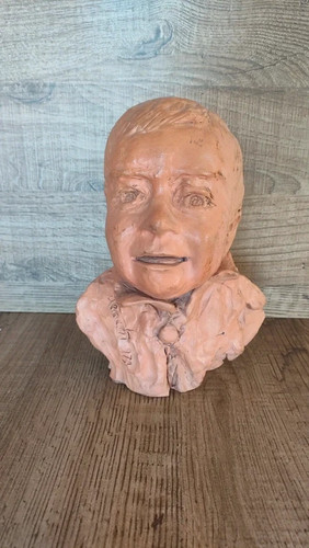 Busto bimbo terracotta - in,