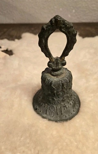 Antica campana primitiva 1811