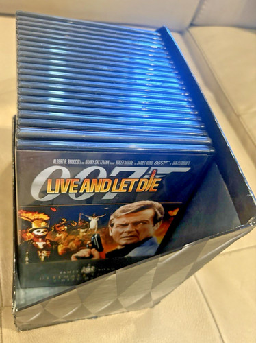 James bond 007 - james,