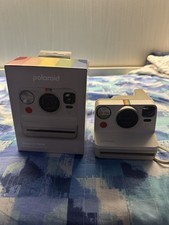 Polaroid Now  Gen. 2 +pacco da