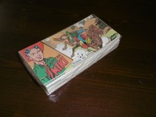 STRISCIA COLLANA SCUDO CAPITAN