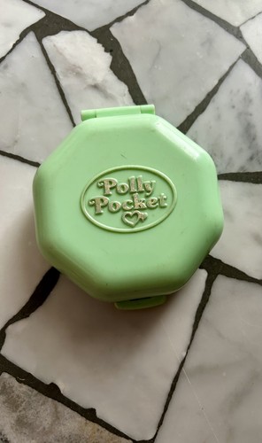 Vintage 1990 bluebird - vintage, polly