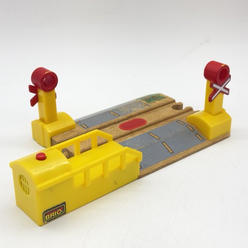 Brio passaggio ferroviario - brio,