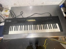 Roland JV 80 MULTI TIMBRAL