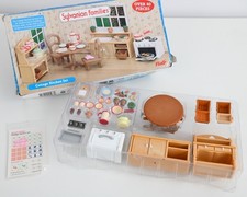 Set completo di mobili da