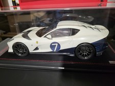 FERRARI 812 Competizione 1/18