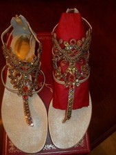 NEW RENE CAOVILLA WOMENS