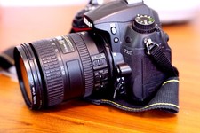 Camera Nikon D7000 w/
