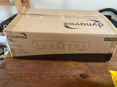Dynavox stereo amp - vt-60,