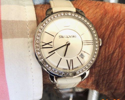 Montre swarovski quartz - montre,