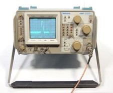Tektronix 496 P Analizzatore