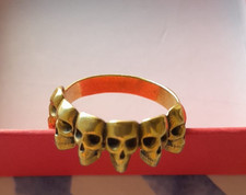 Anello in ottone con 6 teschi, diametro 1,8-1,9cm