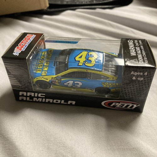 2016 aric almirola waffle - #43,