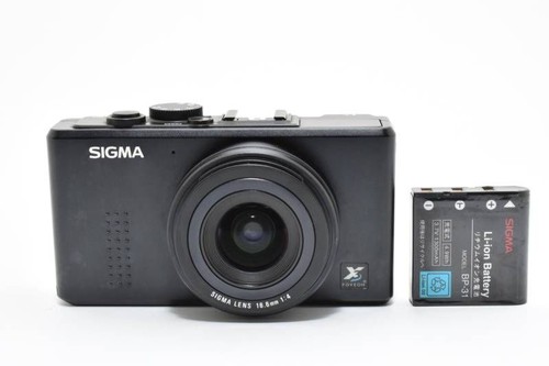 Fotocamera digitale compatta