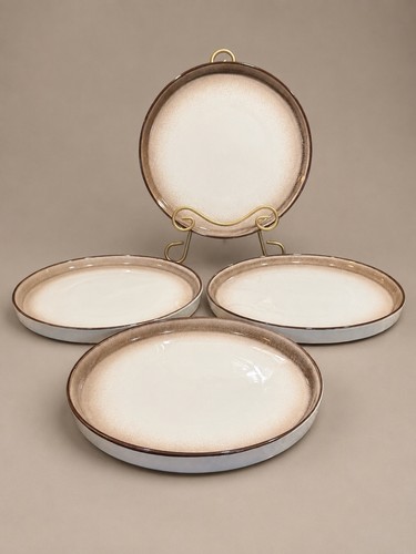 Sur tavola set piatti - la, 4