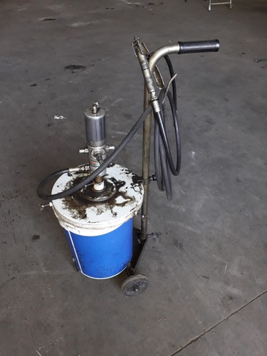 Ingrassatore pneumatico - ingrassatore,