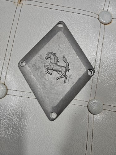 Fregio ferrari motore - ferrari,